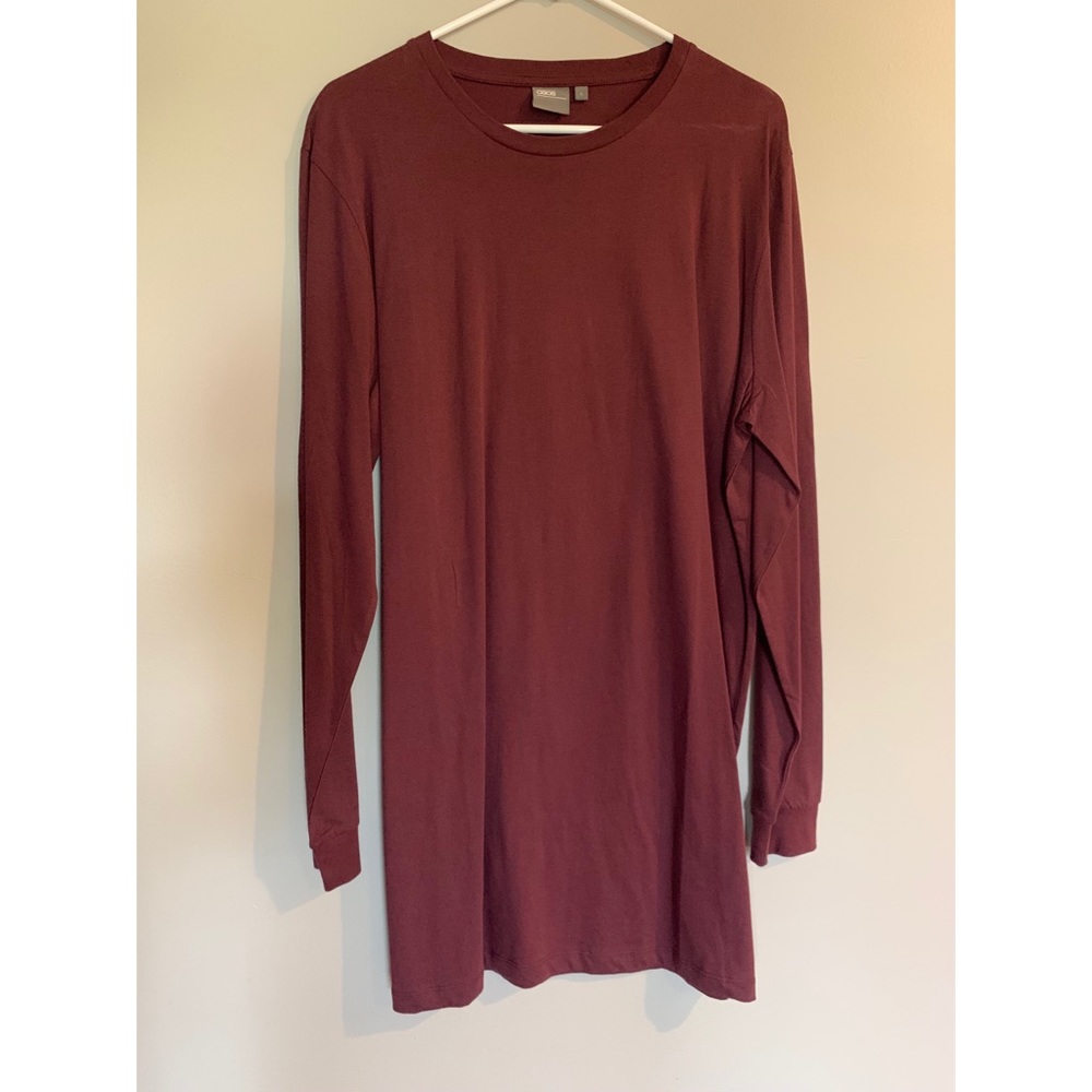 Men’s ASOS longline long sleeve shirt.